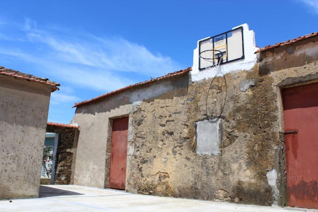 House With Pool And Garden In Esmoriz Near Porto Villa Eksteriør bilde